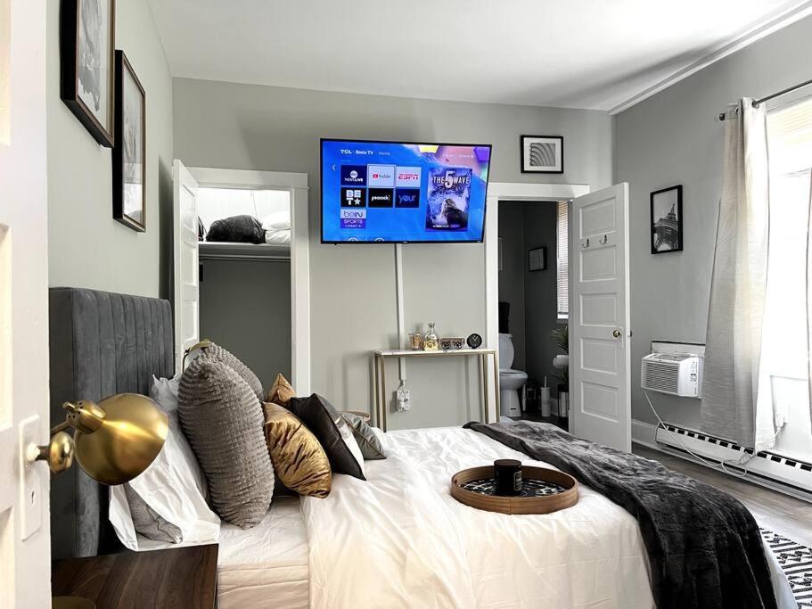 Stylish 1Br Unit W/Free Parking-Walk To Metro Apartment วอชิงตัน ภายนอก รูปภาพ